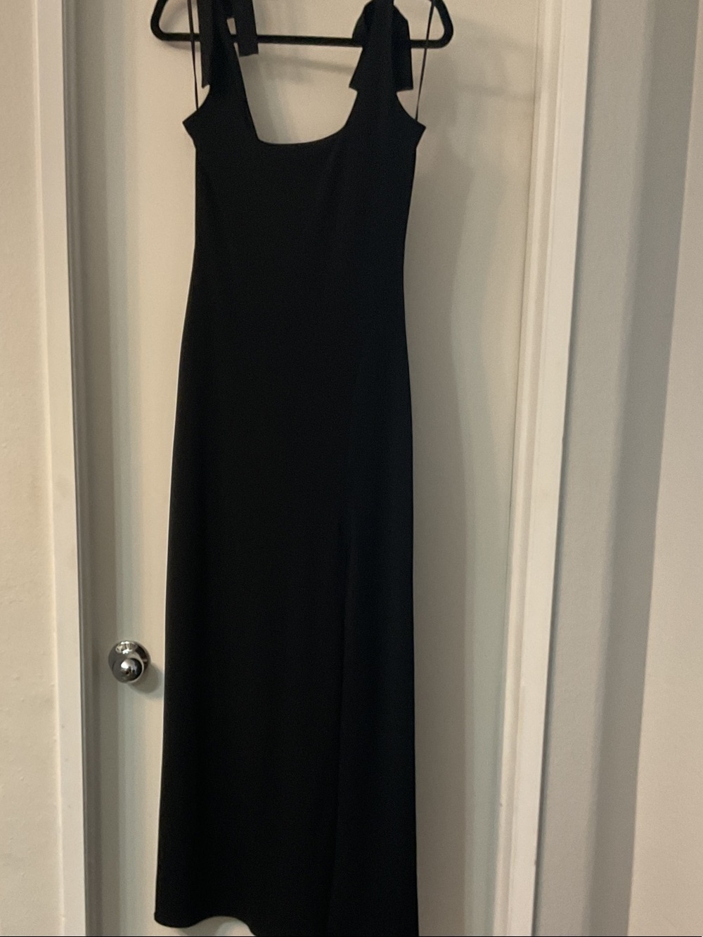 Guess Black Tie-Shoulder Maxi Dress